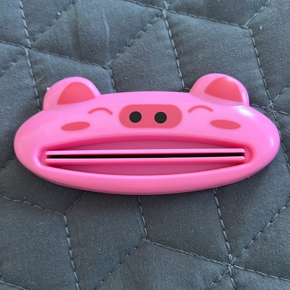 Frog  and pig Toothpaste Tube Squeezers punk and green animals - Picture 3 of 4